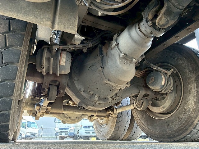 6×43軸2デフリーフサスペンション新明和工業510220|中古トラックの販売・買取・査定のアイナビ