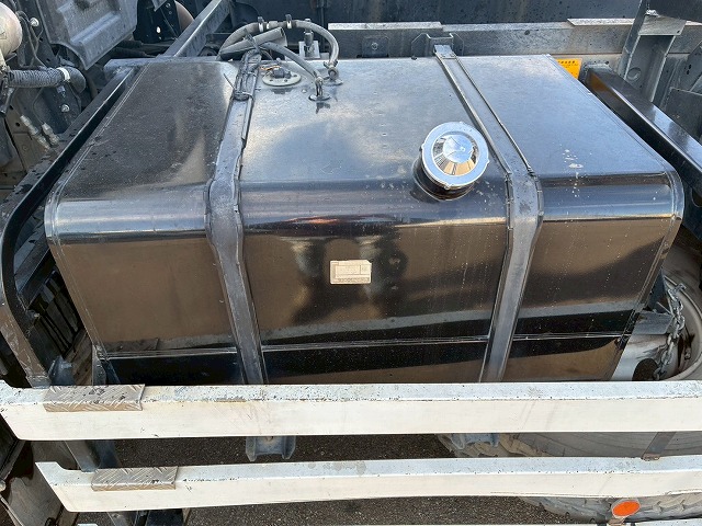 6×43軸2デフリーフサスペンション新明和工業510220|中古トラックの販売・買取・査定のアイナビ