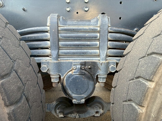 6×43軸2デフリーフサスペンション新明和工業510220|中古トラックの販売・買取・査定のアイナビ