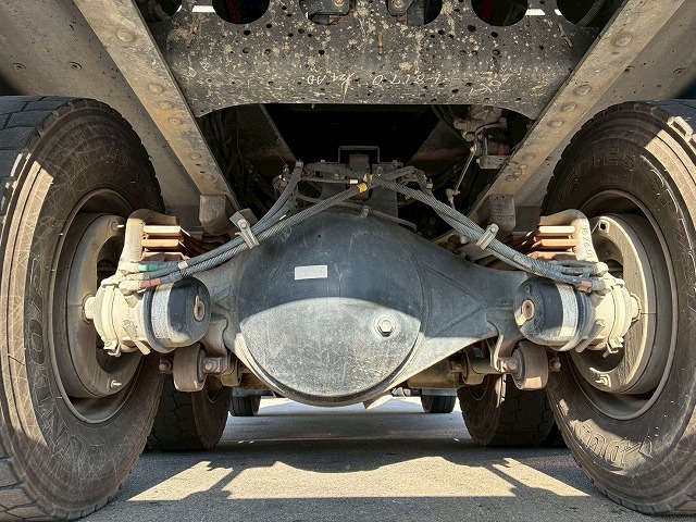 6×43軸2デフリーフサスペンション新明和工業510220|中古トラックの販売・買取・査定のアイナビ