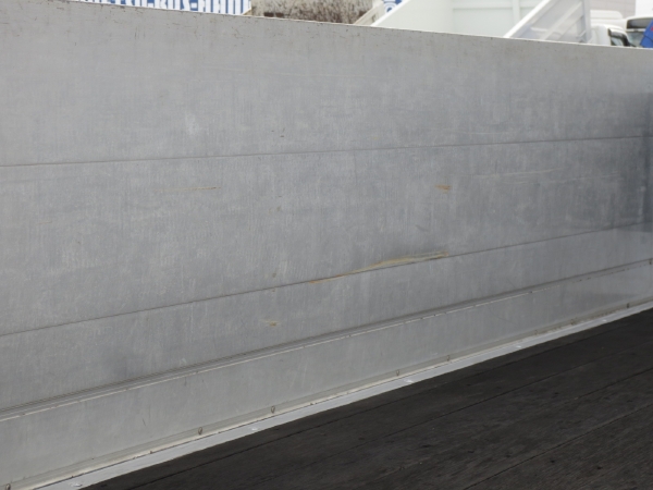 日野デュトロワイドロングアルミ平|中古トラックの販売・買取・査定のアイナビ