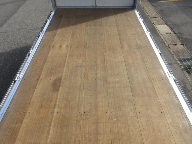 日野 ウイング車 デュトロ|中古トラックの販売・買取・査定のアイナビ