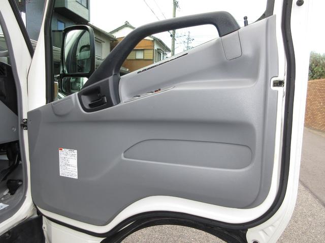 日野 ウイング車 デュトロ|中古トラックの販売・買取・査定のアイナビ