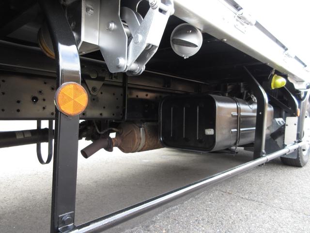 日野 ウイング車 デュトロ|中古トラックの販売・買取・査定のアイナビ