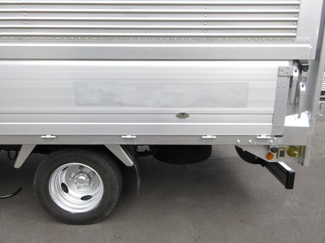 日野 ウイング車 デュトロ|中古トラックの販売・買取・査定のアイナビ