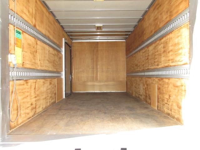 トヨタ バン車|中古トラックの販売・買取・査定のアイナビ