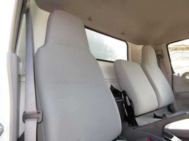 トヨタ バン車|中古トラックの販売・買取・査定のアイナビ