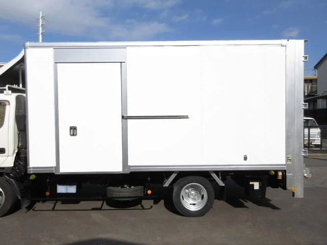 トヨタ バン車|中古トラックの販売・買取・査定のアイナビ