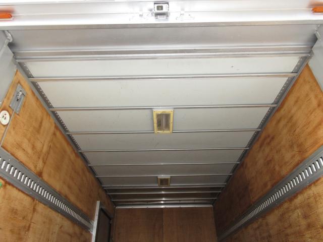 トヨタ バン車|中古トラックの販売・買取・査定のアイナビ