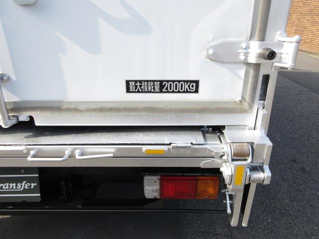 トヨタ バン車|中古トラックの販売・買取・査定のアイナビ