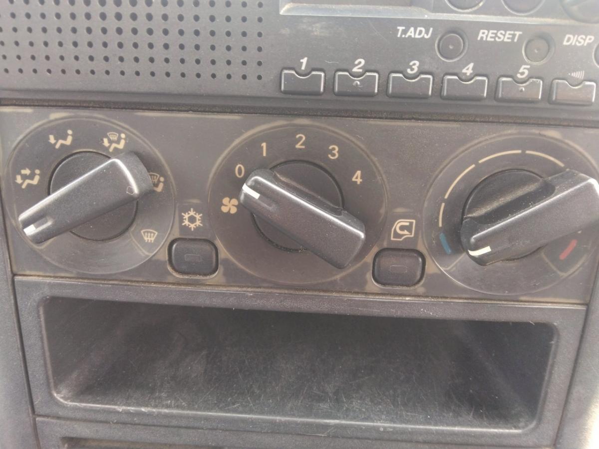 H20年 三菱キャンター3t低床深ダンプ No.1026|中古トラックの販売・買取・査定のアイナビ