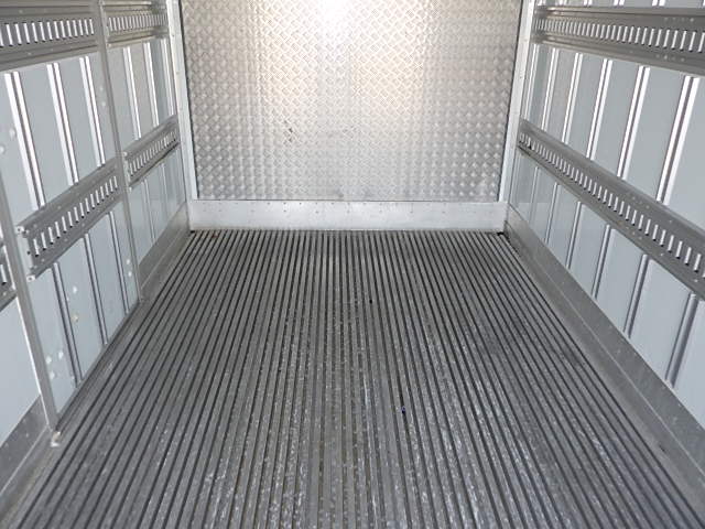 日野 平成25年式 冷凍バン スタンバイモータ付き|中古トラックの販売・買取・査定のアイナビ