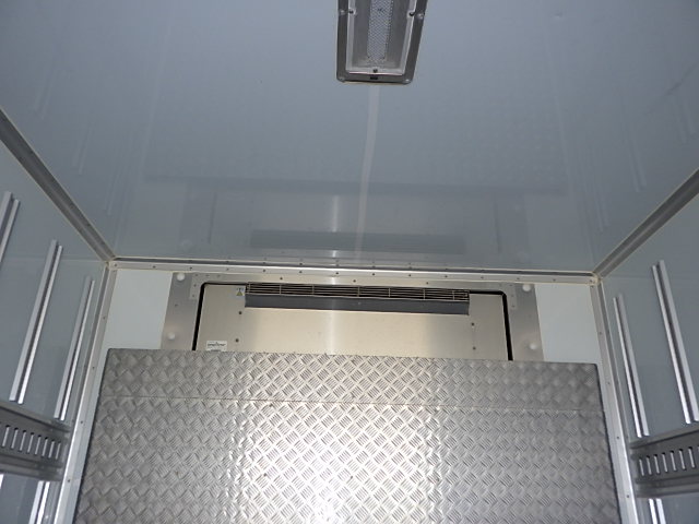 日野 平成25年式 冷凍バン スタンバイモータ付き|中古トラックの販売・買取・査定のアイナビ