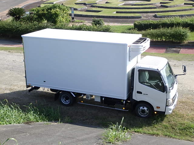 日野 平成25年式 冷凍バン スタンバイモータ付き|中古トラックの販売・買取・査定のアイナビ
