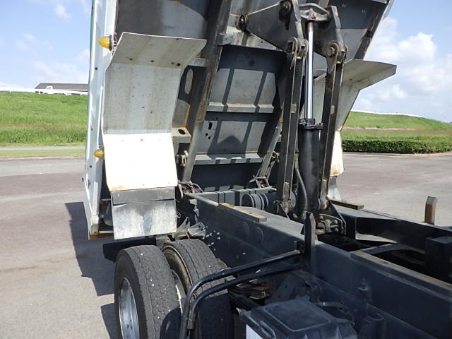 日野 平成26年式 ダンプ 自動コボレーン付き 尿素なし|中古トラックの販売・買取・査定のアイナビ