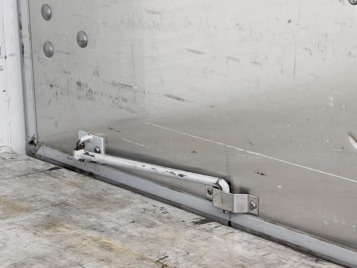 令和3年式2PG-XZU712Mワイドロング積載3.35tアルミウイング|中古トラックの販売・買取・査定のアイナビ