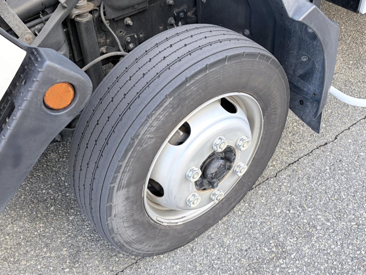 令和3年式2PG-XZU712Mワイドロング積載3.35tアルミウイング|中古トラックの販売・買取・査定のアイナビ