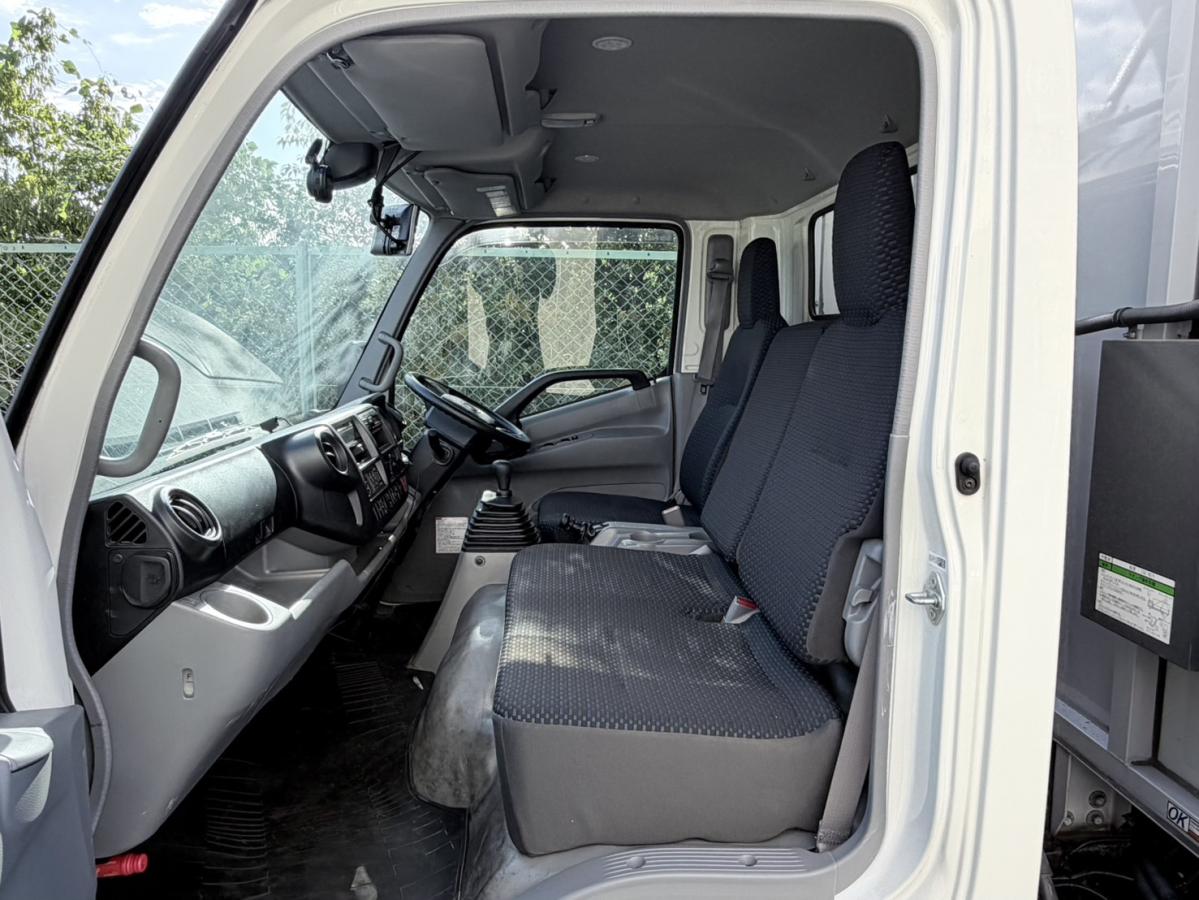 令和3年式2PG-XZU712Mワイドロング積載3.35tアルミウイング|中古トラックの販売・買取・査定のアイナビ