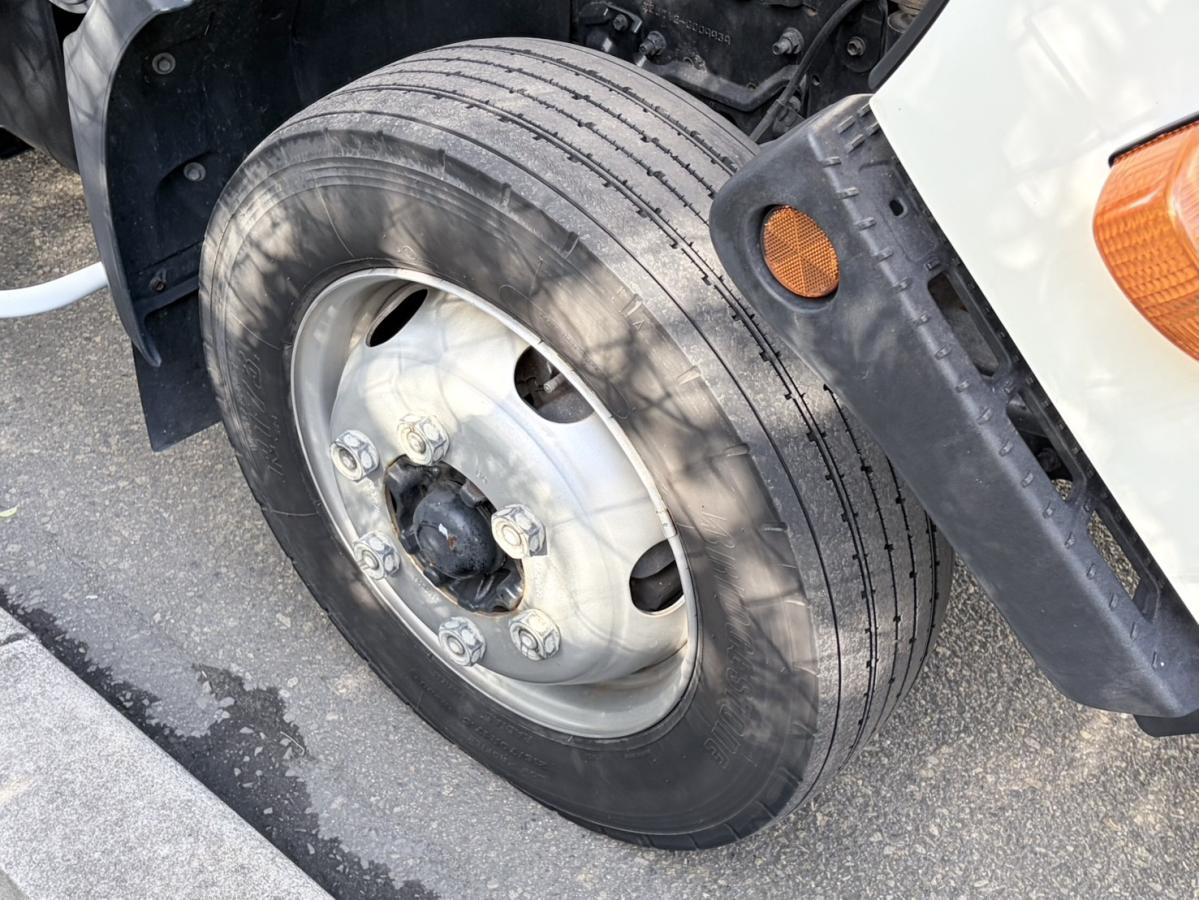 令和3年式2PG-XZU712Mワイドロング積載3.35tアルミウイング|中古トラックの販売・買取・査定のアイナビ