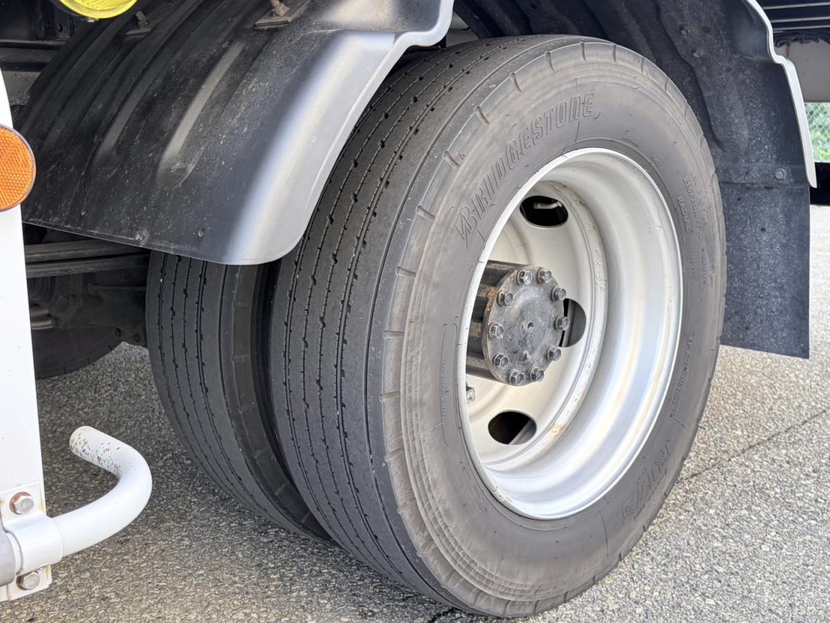 令和3年式2PG-XZU712Mワイドロング積載3.35tアルミウイング|中古トラックの販売・買取・査定のアイナビ