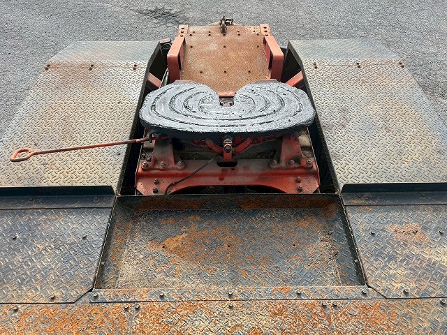 3軸2デフ★第五輪荷重:18トン★520馬力★ポールトレーラー兼用|中古トラックの販売・買取・査定のアイナビ