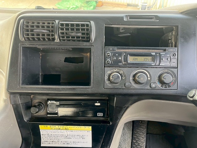 3軸2デフ★第五輪荷重:18トン★520馬力★ポールトレーラー兼用|中古トラックの販売・買取・査定のアイナビ