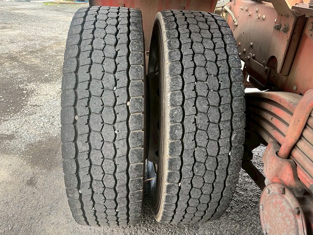 3軸2デフ★第五輪荷重:18トン★520馬力★ポールトレーラー兼用|中古トラックの販売・買取・査定のアイナビ