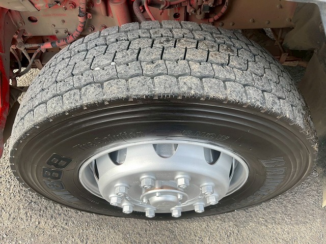 3軸2デフ★第五輪荷重:18トン★520馬力★ポールトレーラー兼用|中古トラックの販売・買取・査定のアイナビ