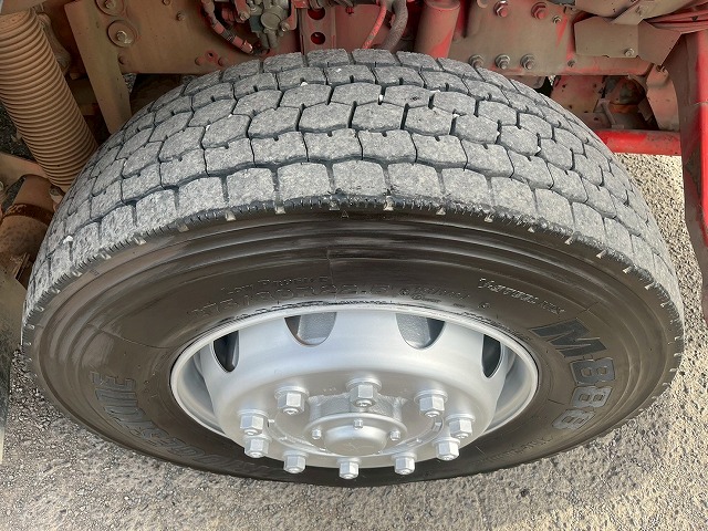 3軸2デフ★第五輪荷重:18トン★520馬力★ポールトレーラー兼用|中古トラックの販売・買取・査定のアイナビ