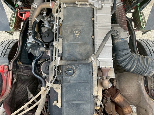 3軸2デフ★第五輪荷重:18トン★520馬力★ポールトレーラー兼用|中古トラックの販売・買取・査定のアイナビ