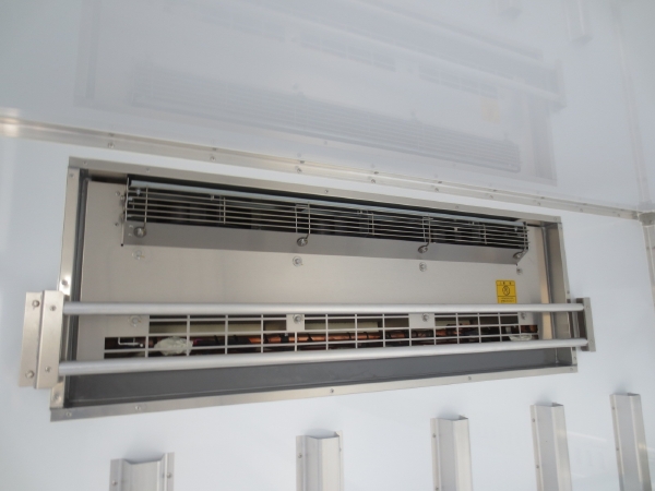 三菱ファイター冷蔵冷凍車ゲート付|中古トラックの販売・買取・査定のアイナビ