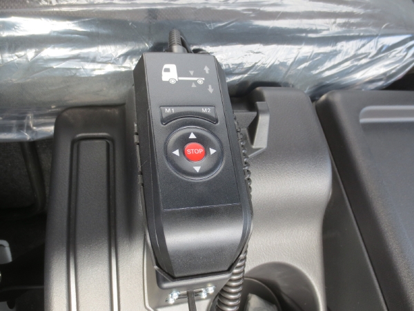 三菱ファイター冷蔵冷凍車ゲート付|中古トラックの販売・買取・査定のアイナビ