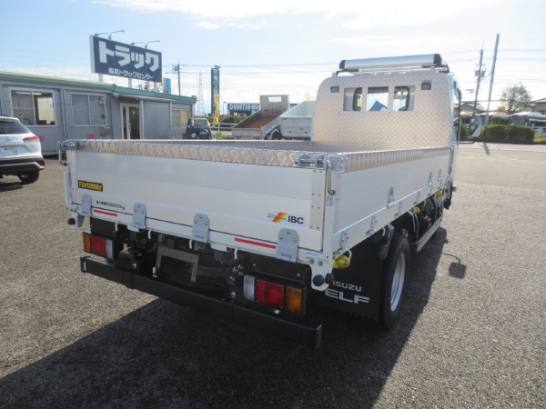 いすゞエルフ4WDアルミ平|中古トラックの販売・買取・査定のアイナビ