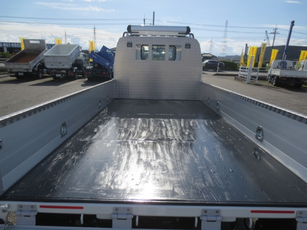 いすゞエルフ4WDアルミ平|中古トラックの販売・買取・査定のアイナビ