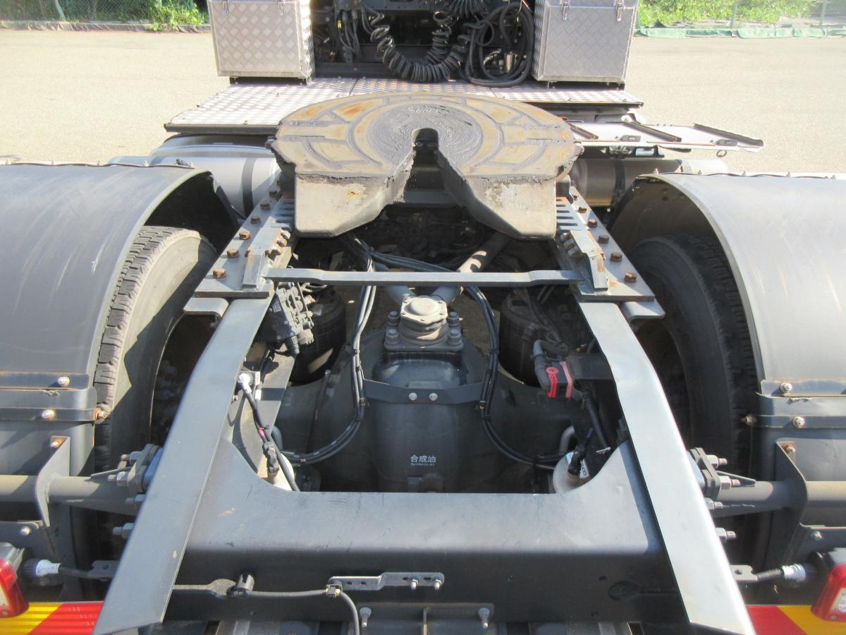 スライドカプラハイルーフトラクタ|中古トラックの販売・買取・査定のアイナビ