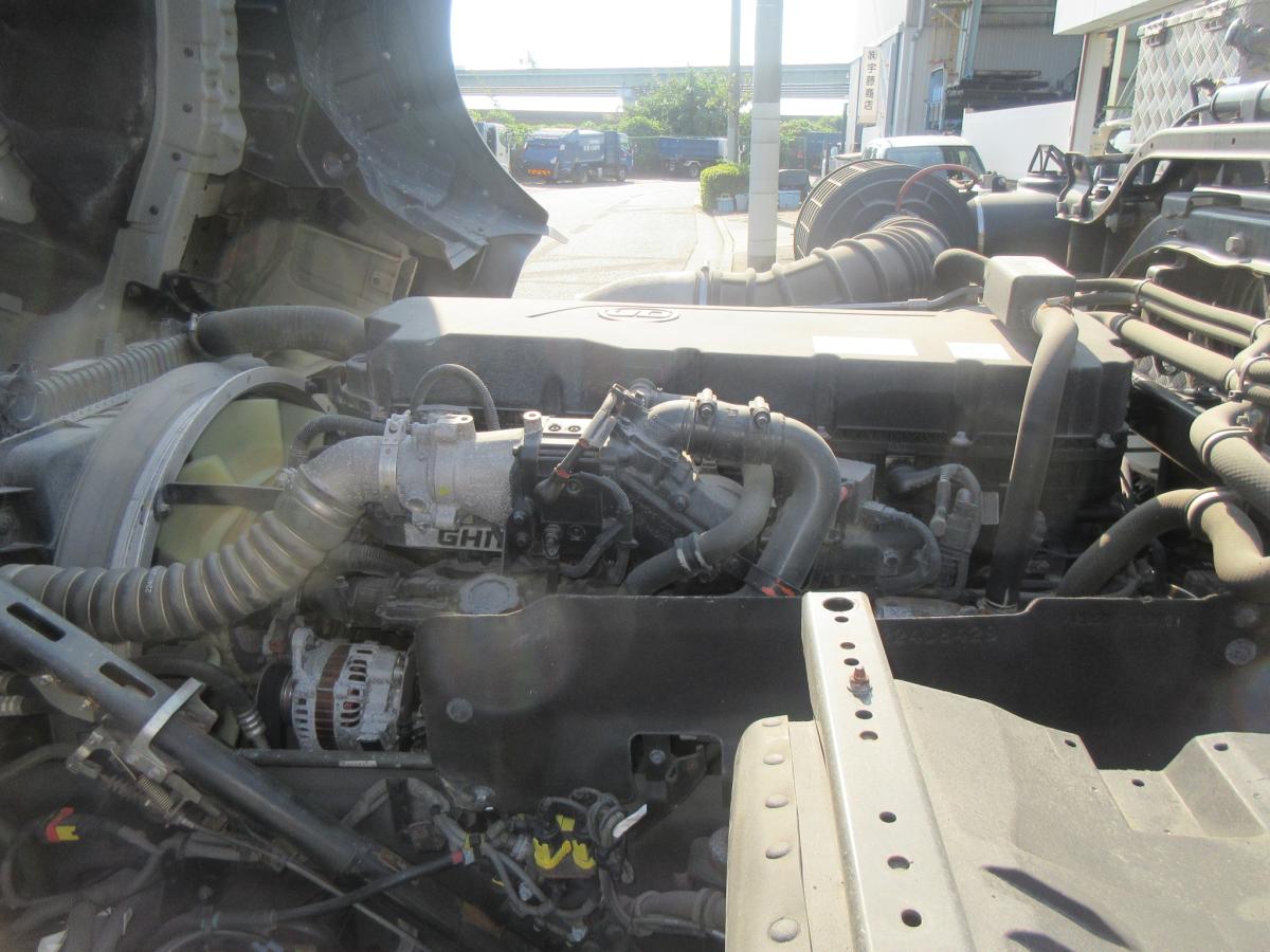 スライドカプラハイルーフトラクタ|中古トラックの販売・買取・査定のアイナビ