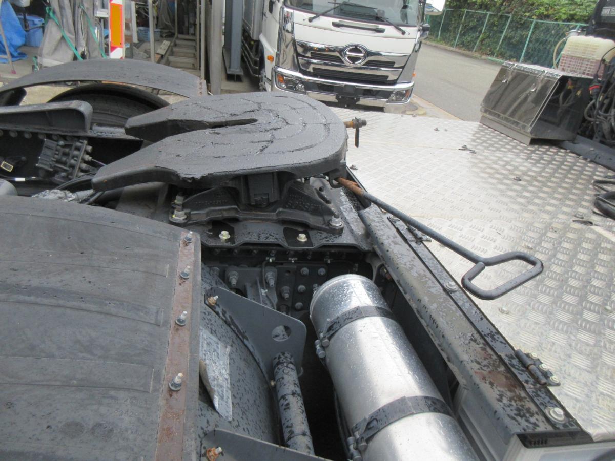 2RG低走行ハイルーフトラクタ|中古トラックの販売・買取・査定のアイナビ