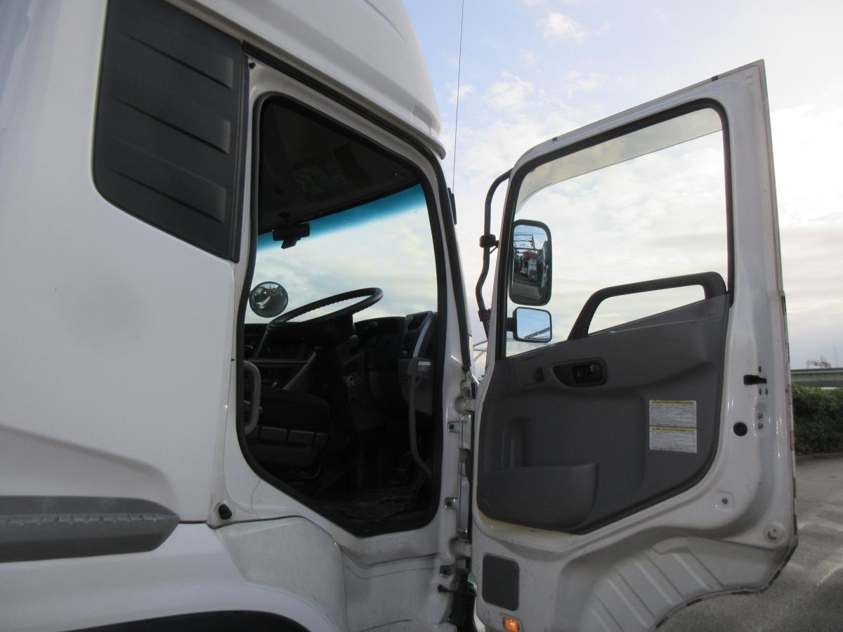 車検付き11.5トンハイルーフトラクタ|中古トラックの販売・買取・査定のアイナビ