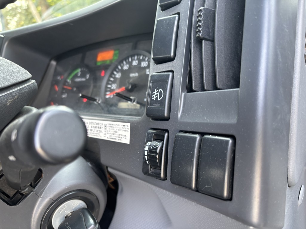 強化ダンプ 新明和 DR4-003SY|中古トラックの販売・買取・査定のアイナビ