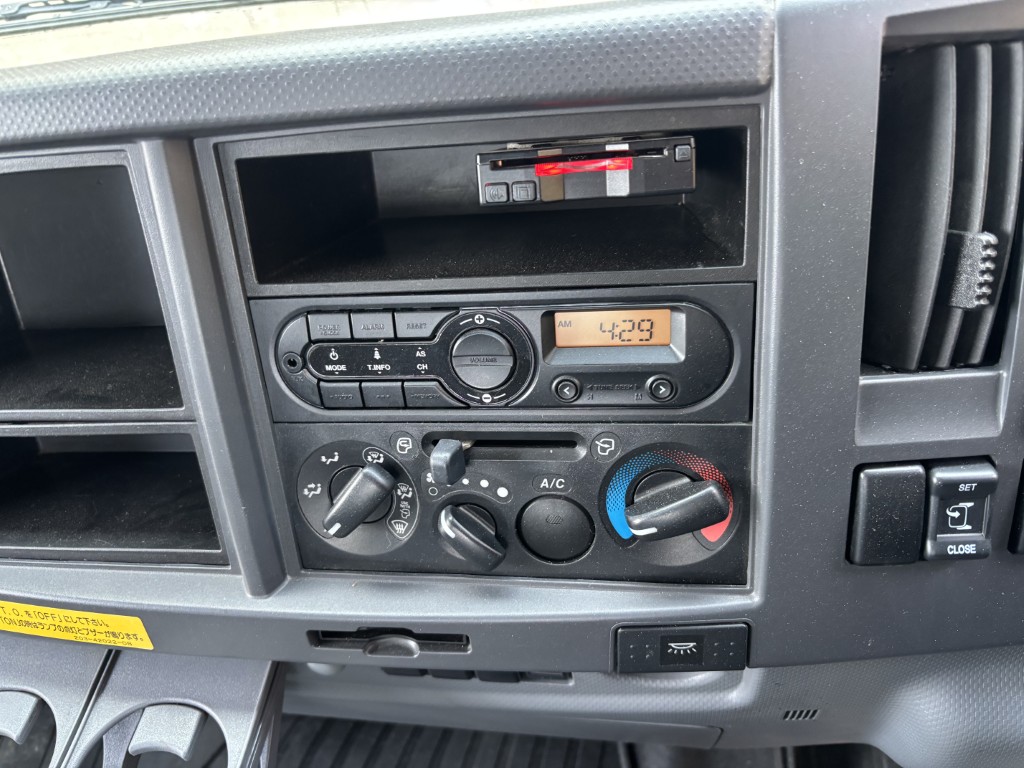 強化ダンプ 新明和 DR4-003SY|中古トラックの販売・買取・査定のアイナビ