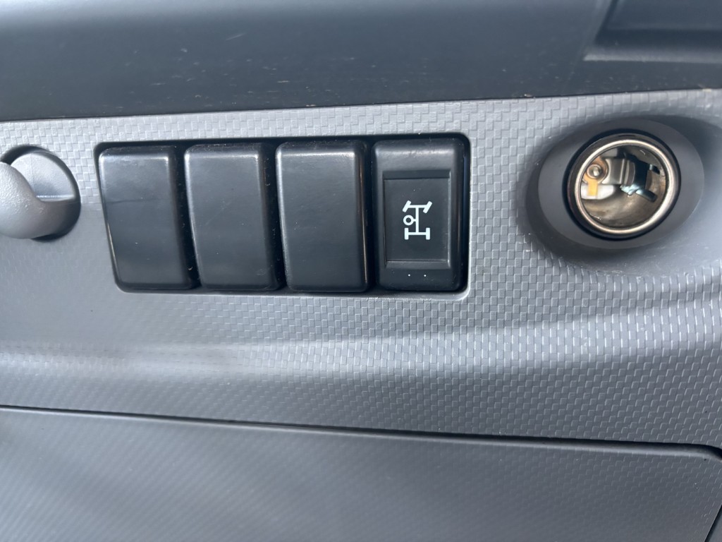 強化ダンプ 新明和 DR4-003SY|中古トラックの販売・買取・査定のアイナビ