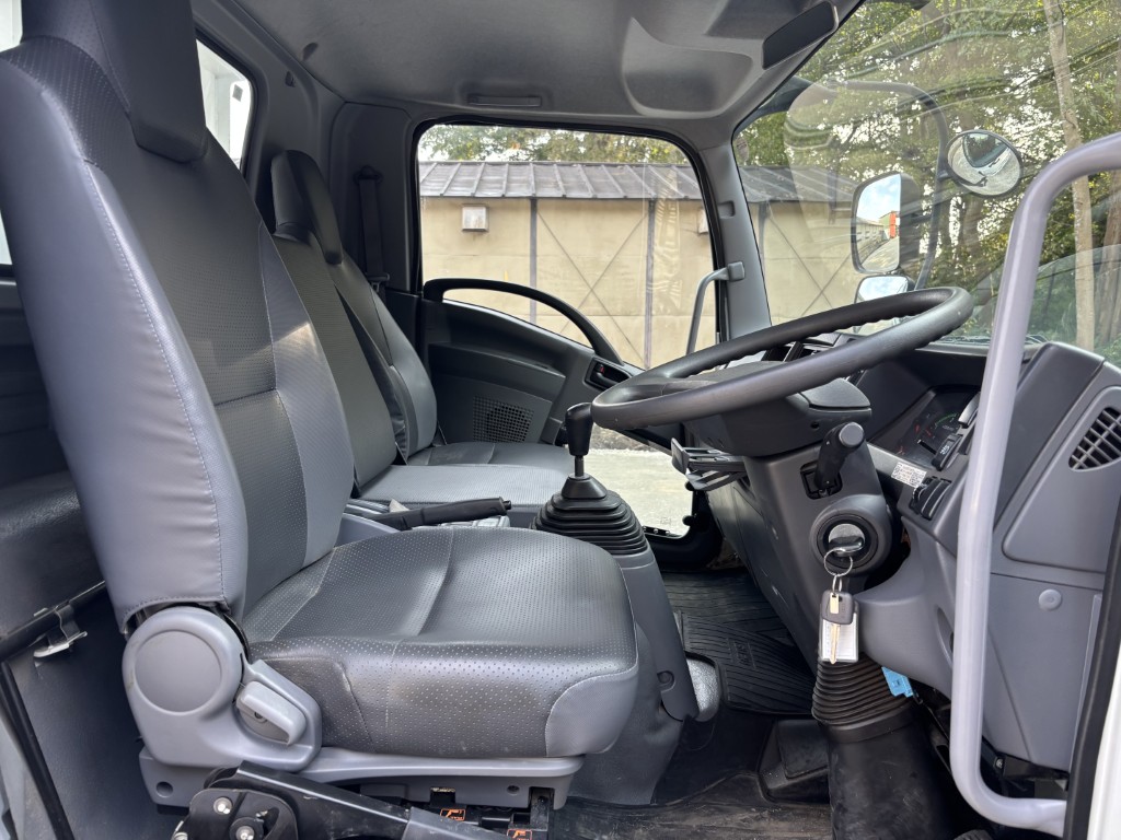 強化ダンプ 新明和 DR4-003SY|中古トラックの販売・買取・査定のアイナビ