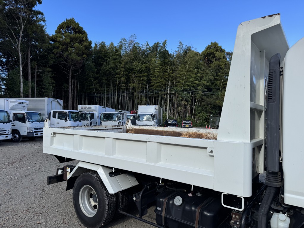 ローダーダンプ ワイド ラジコン付き|中古トラックの販売・買取・査定のアイナビ