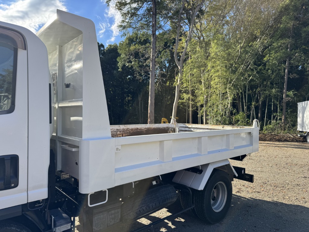 ローダーダンプ ワイド ラジコン付き|中古トラックの販売・買取・査定のアイナビ