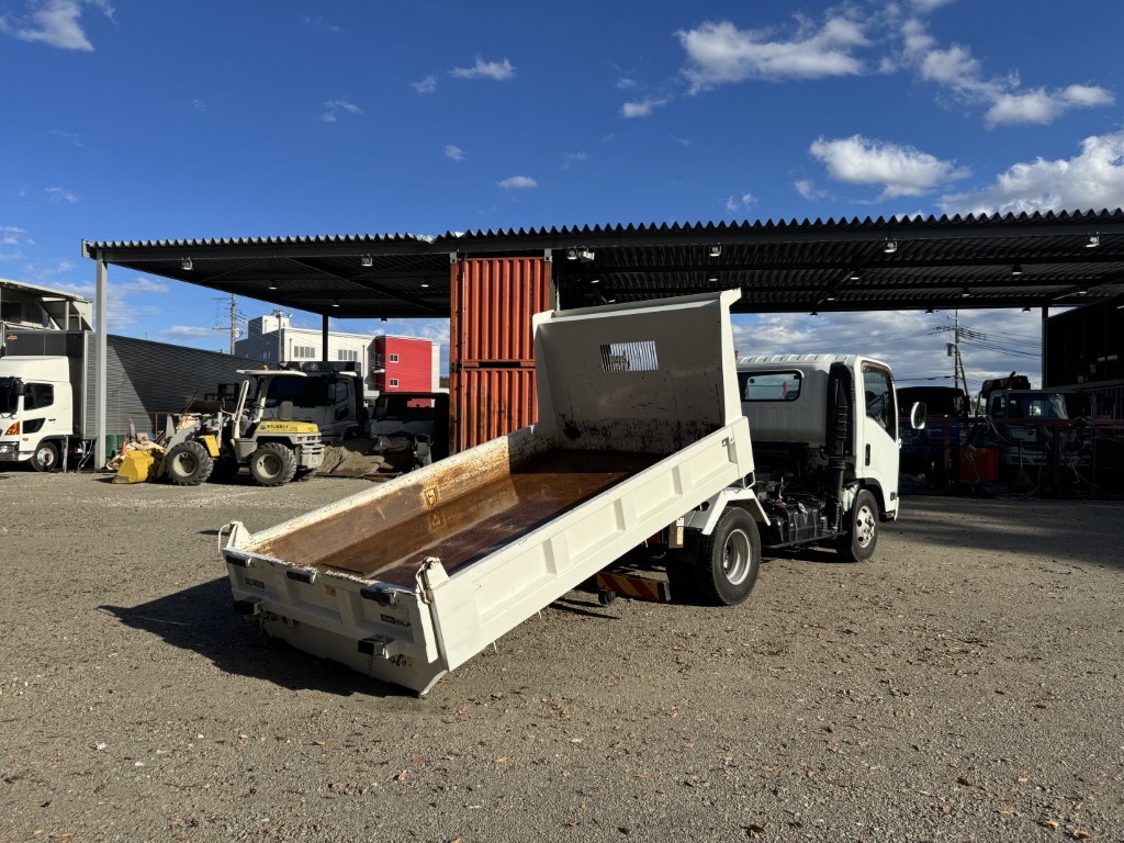 ローダーダンプ ワイド ラジコン付き|中古トラックの販売・買取・査定のアイナビ