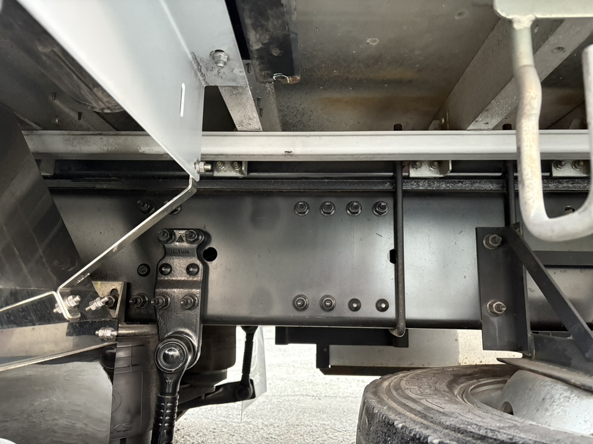 R元年、クオン、ハイルーフアルミウイング|中古トラックの販売・買取・査定のアイナビ