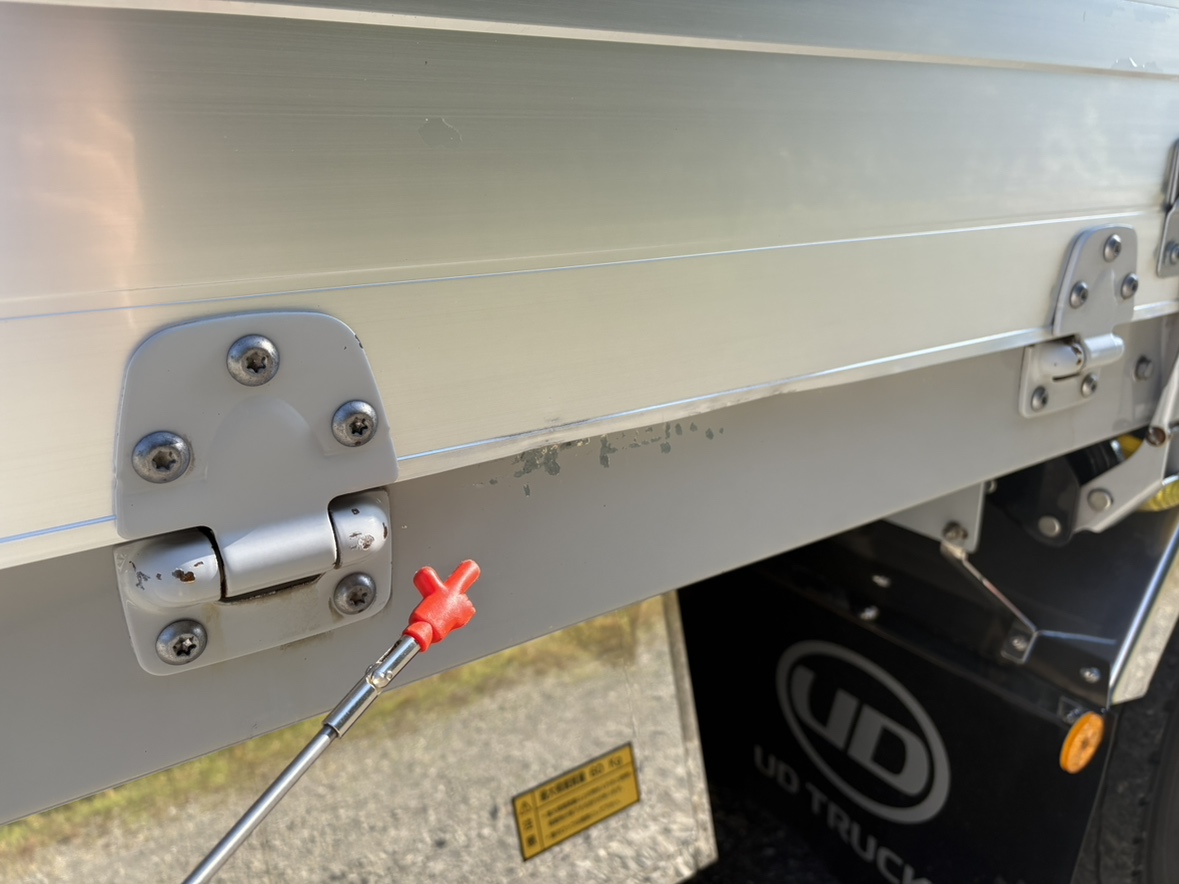 R元年、クオン、ハイルーフアルミウイング|中古トラックの販売・買取・査定のアイナビ