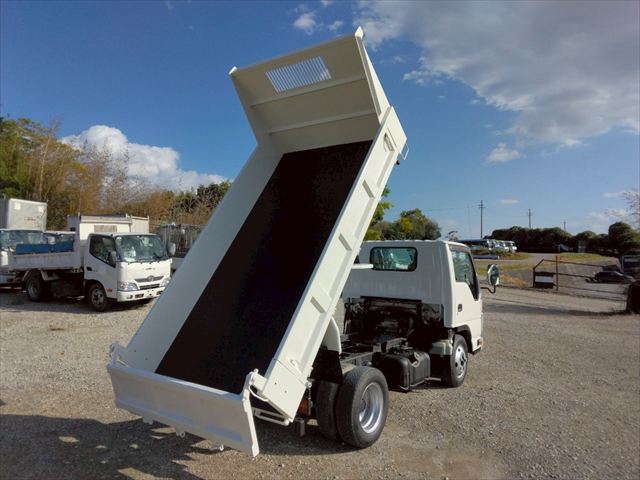 H29年 いすゞエルフ3t低床強化ダンプ No.1027|中古トラックの販売・買取・査定のアイナビ