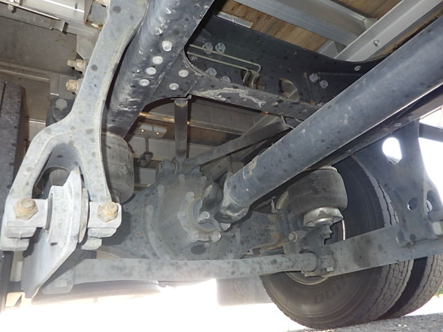 いすゞ 令和3年式 アルミ平ボディ 中間ワイド 240ps|中古トラックの販売・買取・査定のアイナビ