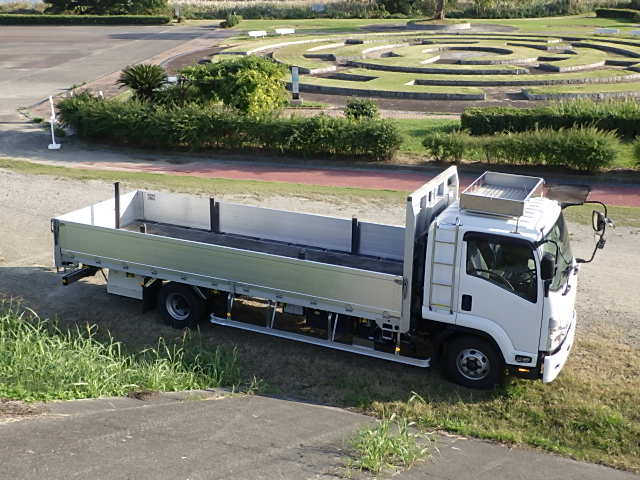 いすゞ 令和3年式 アルミ平ボディ 中間ワイド 240ps|中古トラックの販売・買取・査定のアイナビ